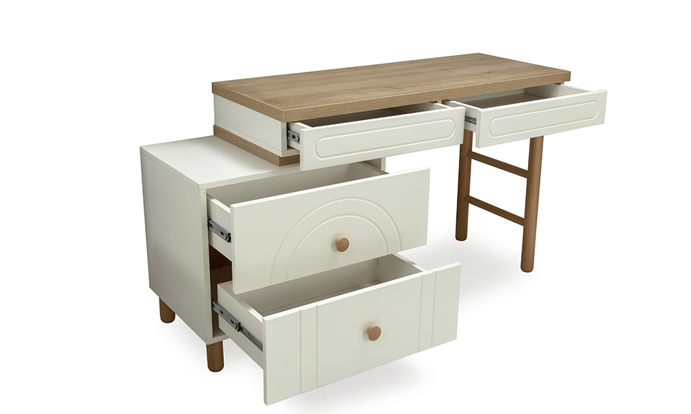 bohem genc calisma masasi