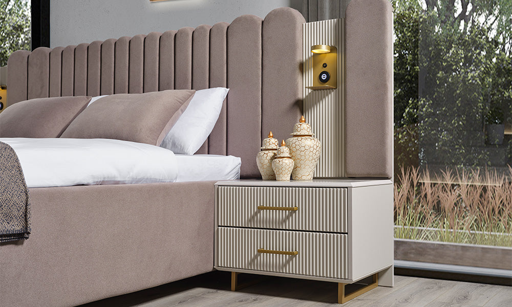 gold line modern komodin