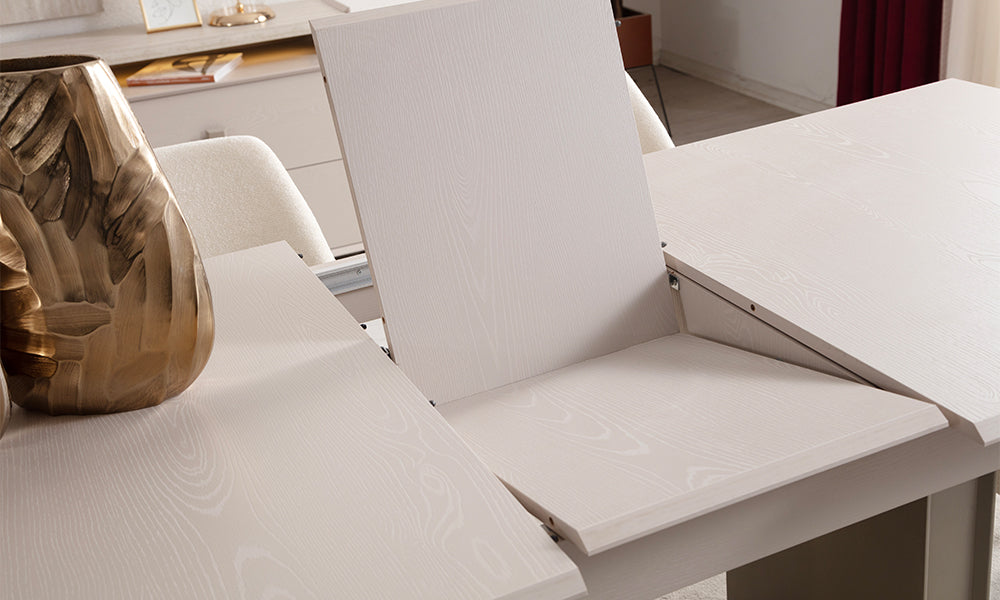 İnci açılır yemek masası mekanizması; ahşap dokulu pürüzsüz gizli kelebek (butterfly) uzatma sistemi ve sağlam çelik ray donanımı.