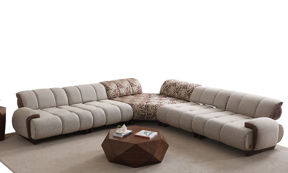 Nois Modern modüler köşe koltuğun yaprak desenli kumaşlı köşe modülüyle oluşturulmuş farklı bir konfigürasyonu.