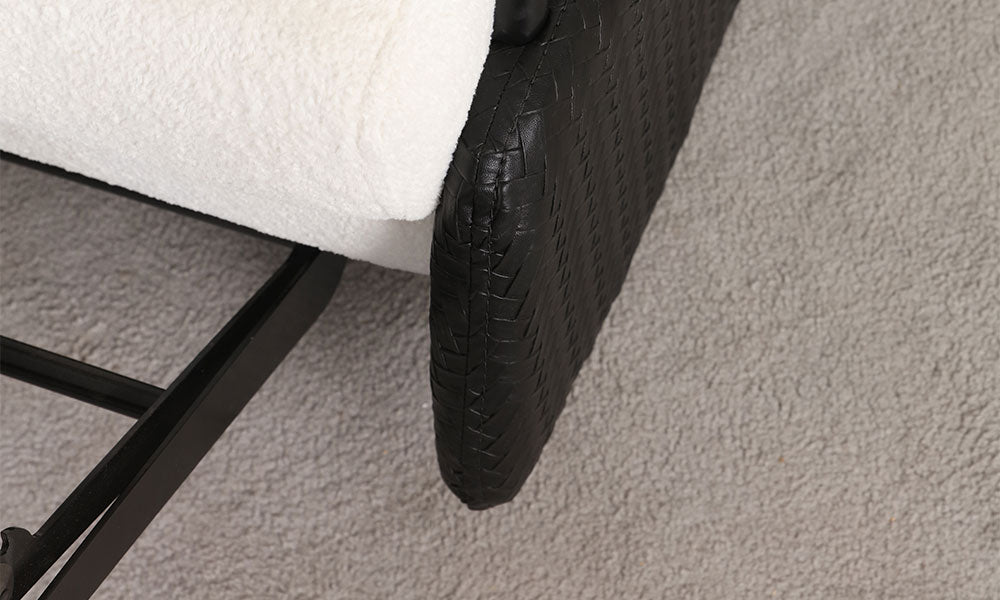 Rosenya Sallanan Baba Koltuğu