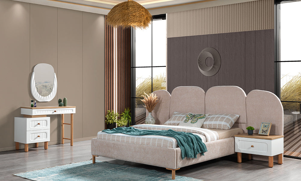 Krem rengi kumaş kaplamalı, dört parçalı bombeli başlıklı, ahşap ayaklı Silva Bohem Karyola.