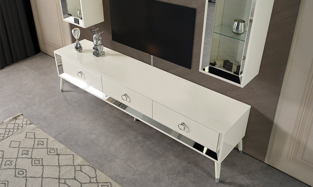 yaren sliver tv unitesi