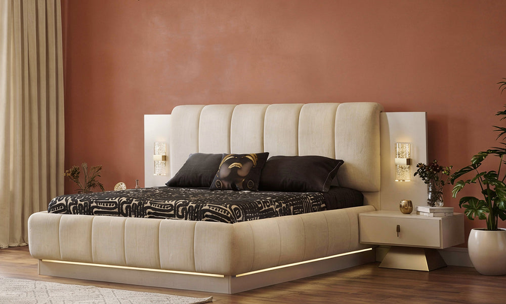 Asel Modern Karyola yatak odası dekorasyonu; komodin entegreli lüks mimari tasarım, dikey hatlı başlık ve şık zemin aydınlatması.