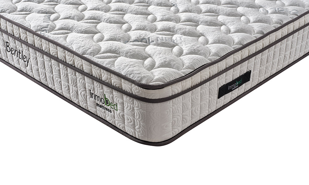 Bentley Mattress Modern Yatak kalın pedli yapısı ve kapitone kenar tasarımı