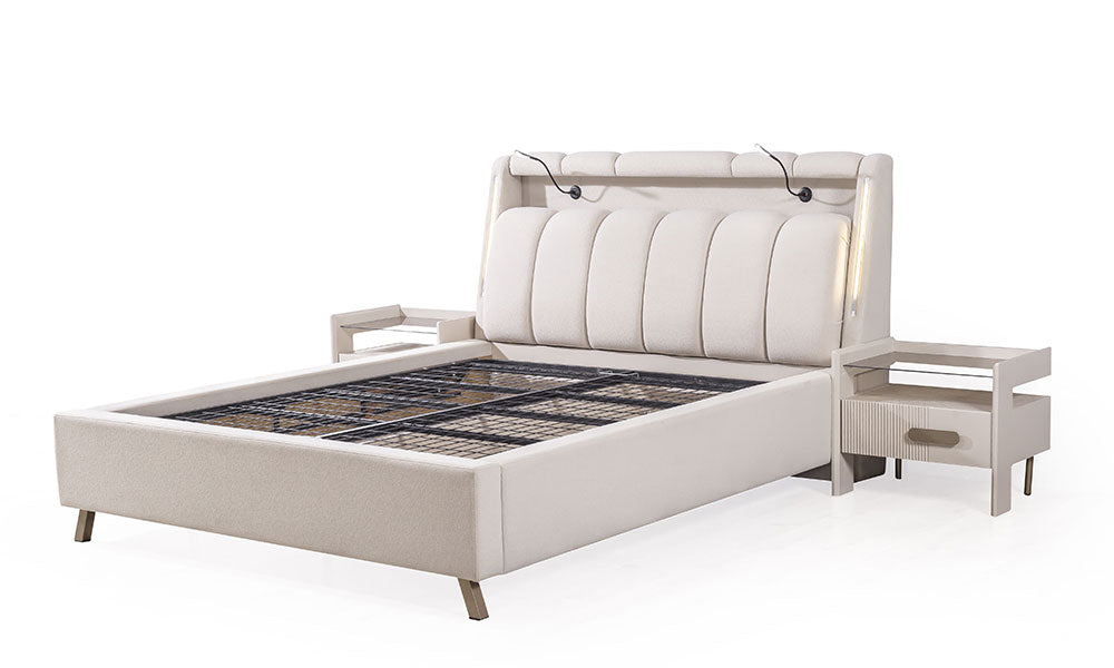 Eudora karyolanın çift aydınlatma sistemi; başlıkta hareketli okuma lambası ve ambiyans ledi, sağlam metal latasız somya yapısı.