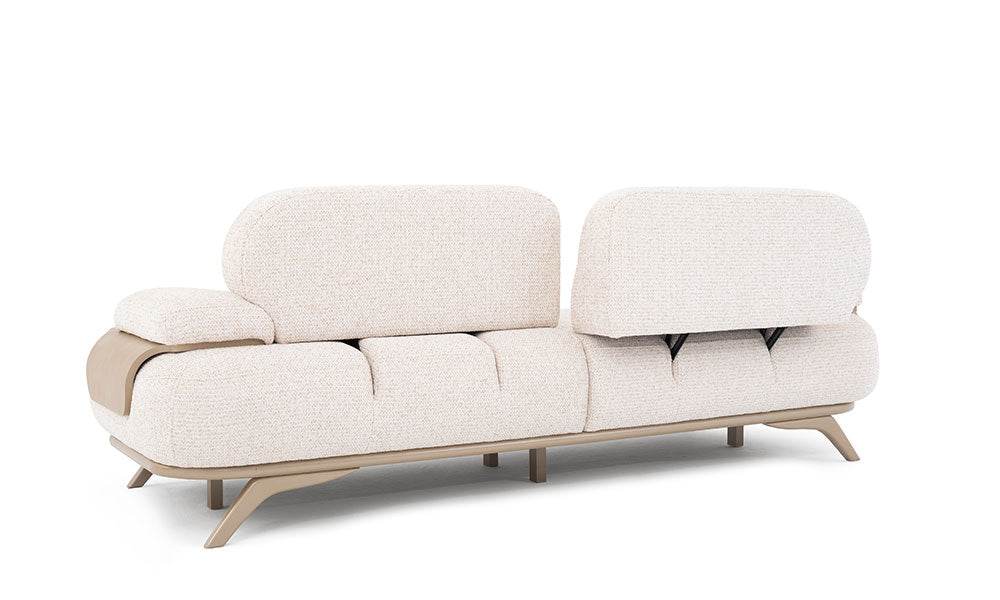 Rove Modern üçlü koltuğun açılabilir sırt ve kol düzeneklerini gösteren arkadan görünümü; dokuma kumaş ve sağlam mekanizma detayları.